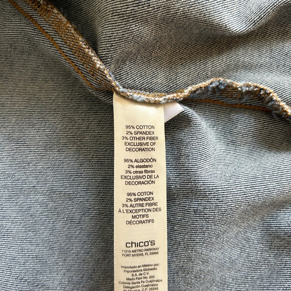 Chico Denim Jacket with Lace Detail Size 3=XL 16 Women Western festive. Preloved - Picture 9 of 9